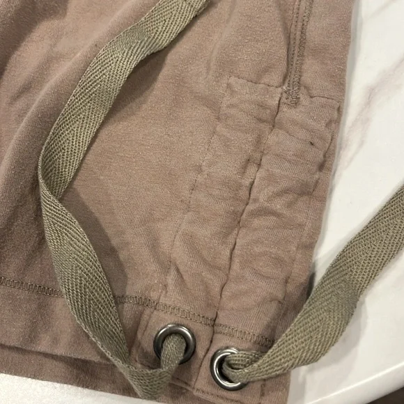 Sonoma Life & Style Cropped Joggers - Picture 2 of 4